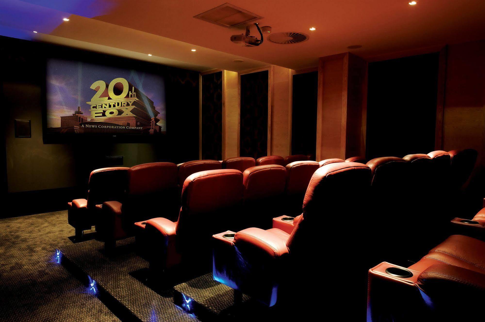 Pepperclub Hotel Ciudad del Cabo Exterior foto A home theater